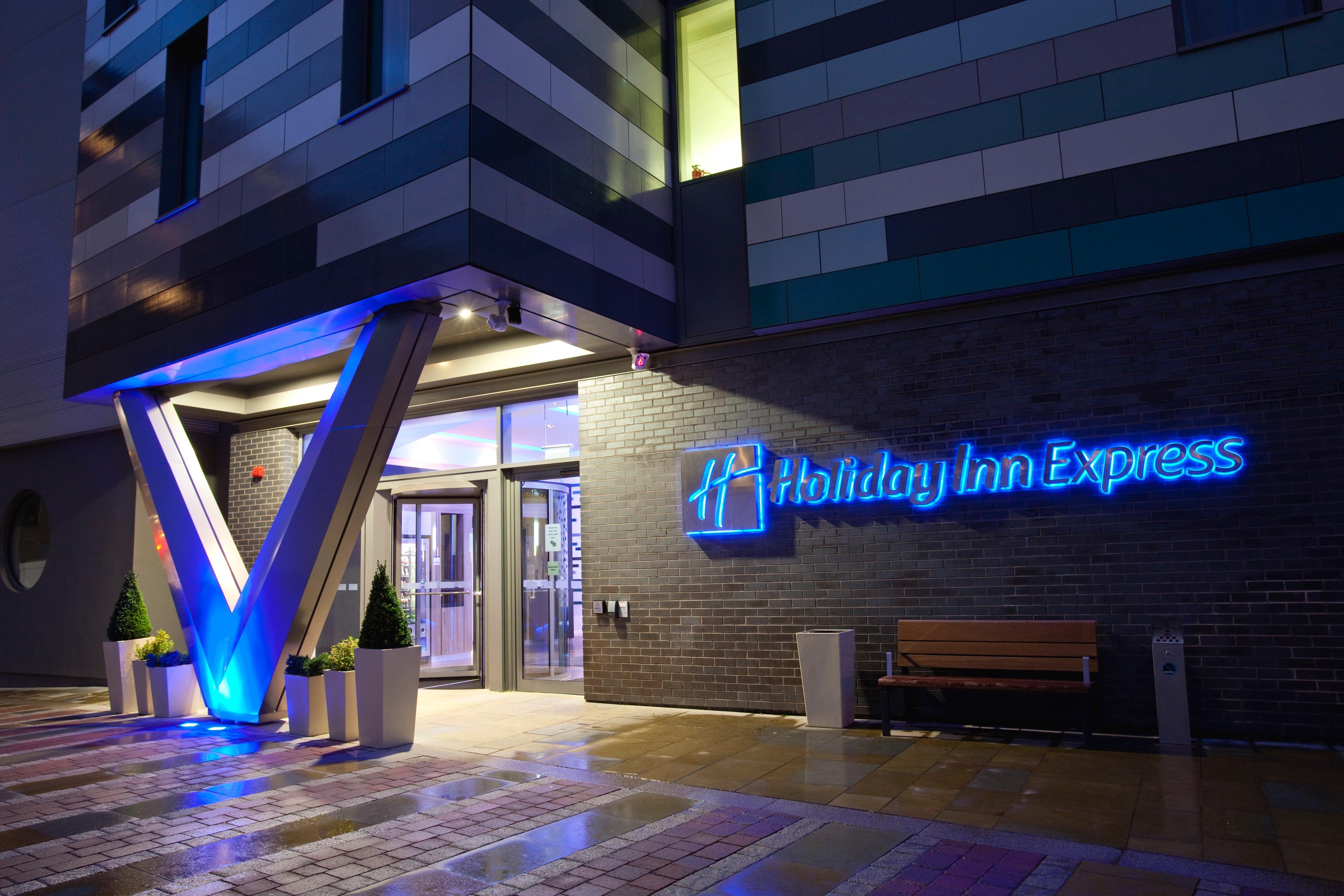 Holiday Inn Express Manchester City Centre Arena, An Ihg Hotel Eksteriør billede
